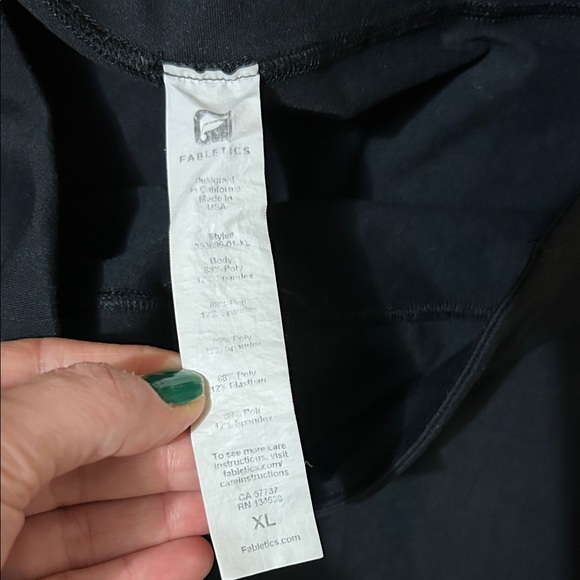 Women’s Black Leggings Activewear - Picture 3 of 4